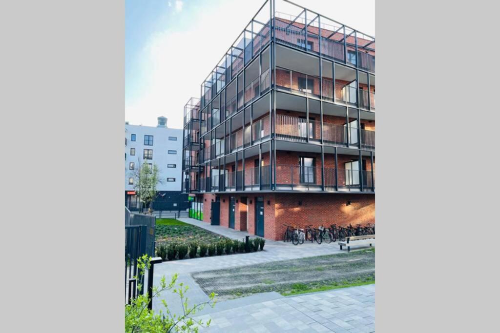 Loftowy Apartament Bohema Old Praga-North ワルシャワ エクステリア 写真