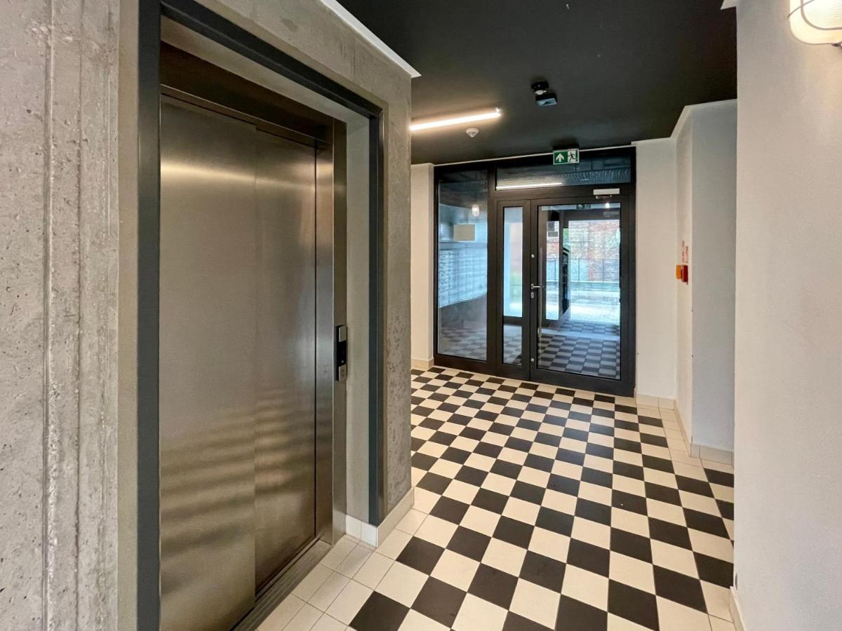 Loftowy Apartament Bohema Old Praga-North ワルシャワ エクステリア 写真